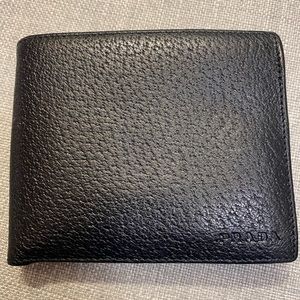 Men’s Prada wallet